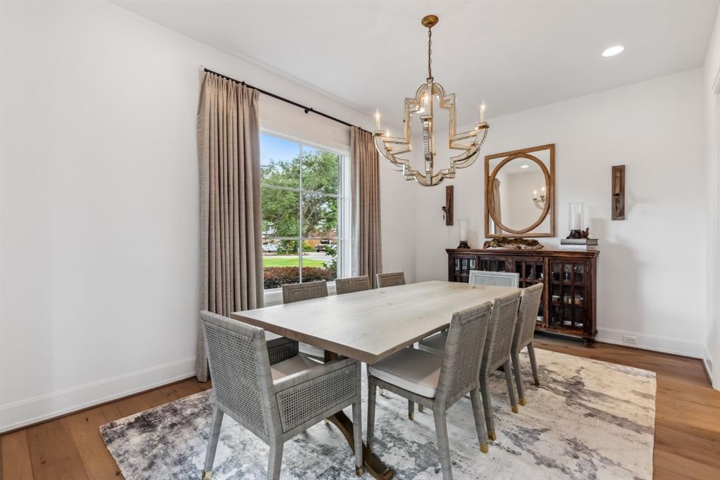 1215 Gray Moss Lane, Houston, Texas image 4