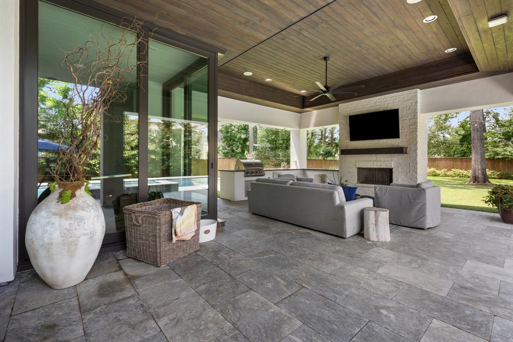 1215 Gray Moss Lane, Houston, Texas image 18