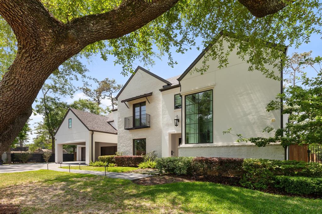 1215 Gray Moss Lane, Houston, Texas image 2