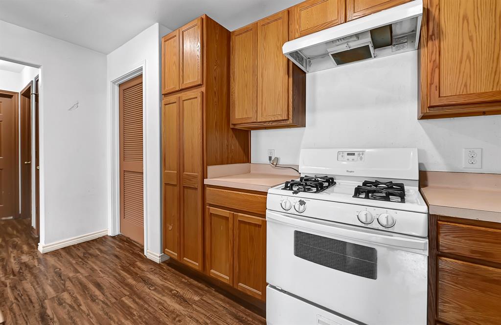 406 Collins Road, Richmond, Texas image 12