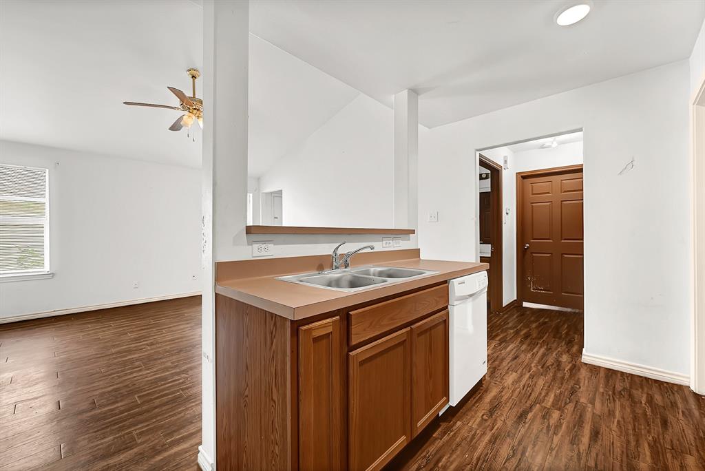 406 Collins Road, Richmond, Texas image 11