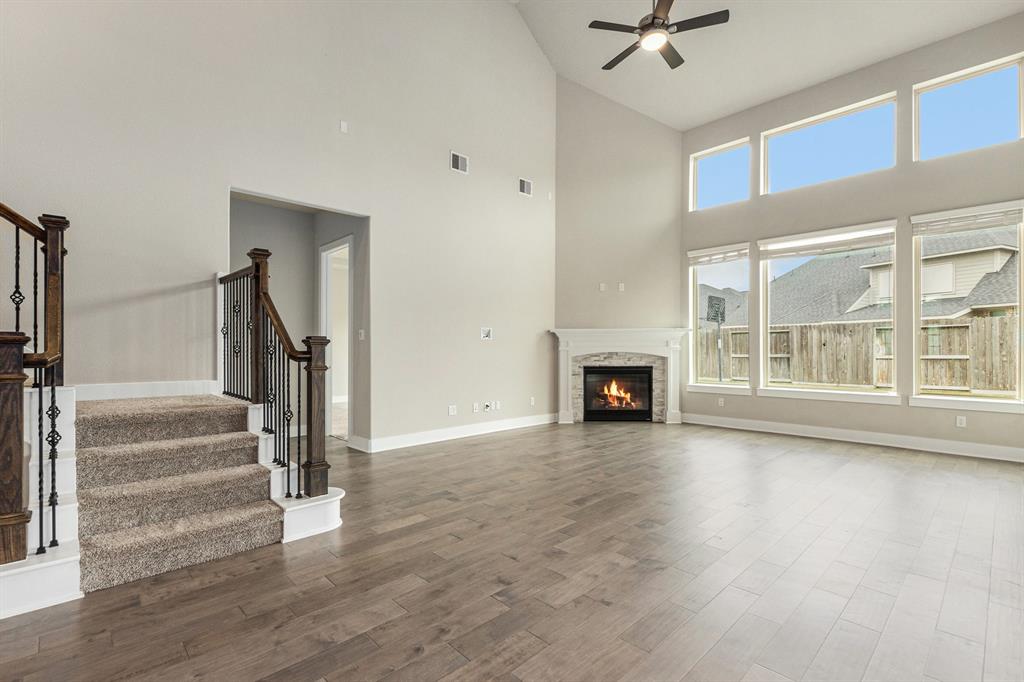 28622 Mountain Timber Court, Fulshear, Texas image 6
