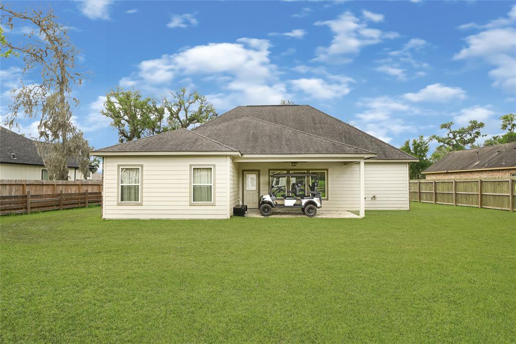 2234 Shalmar Drive, West Columbia, Texas image 12