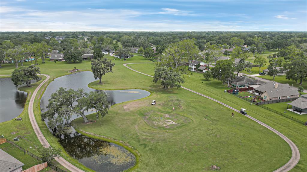 2234 Shalmar Drive, West Columbia, Texas image 8