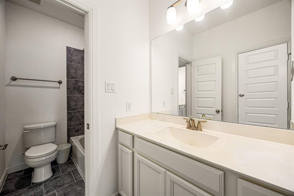 35 Winter Thicket Place, Tomball, Texas image 39