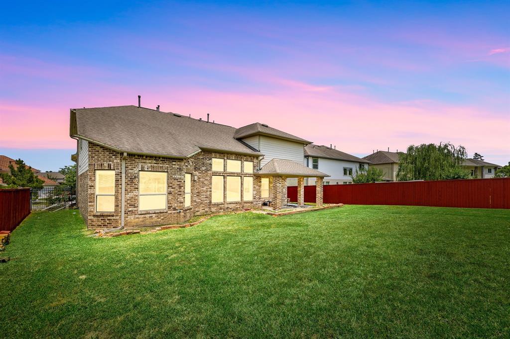 35 Winter Thicket Place, Tomball, Texas image 7