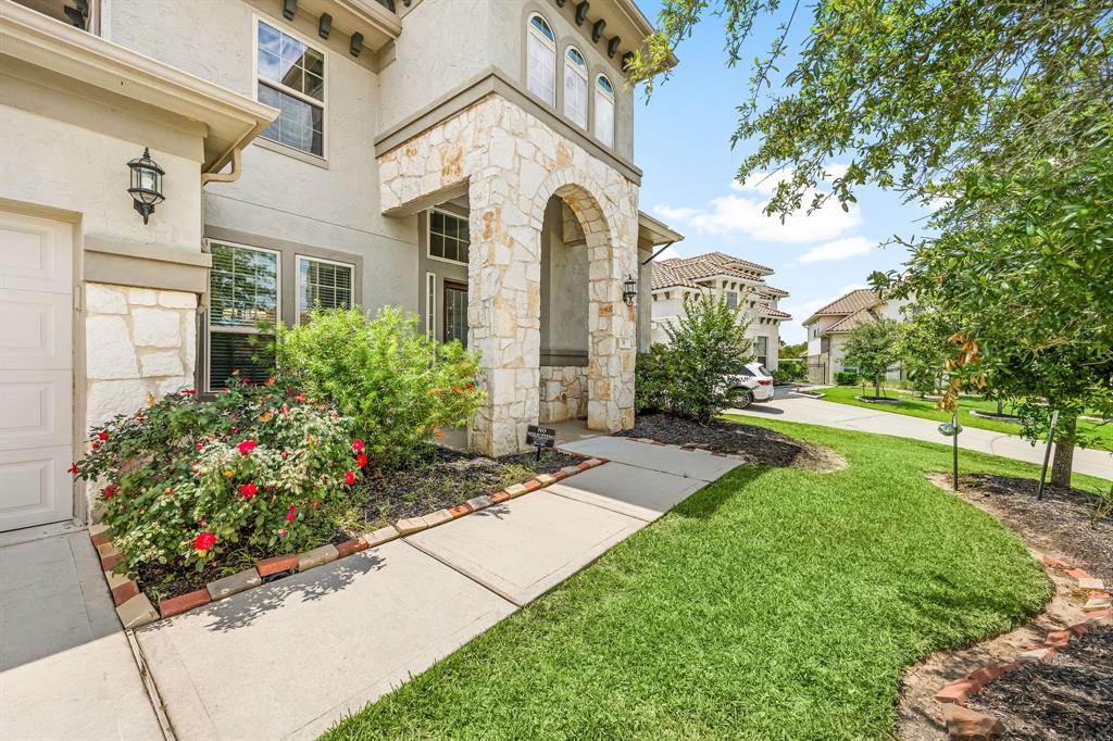 35 Winter Thicket Place, Tomball, Texas image 10