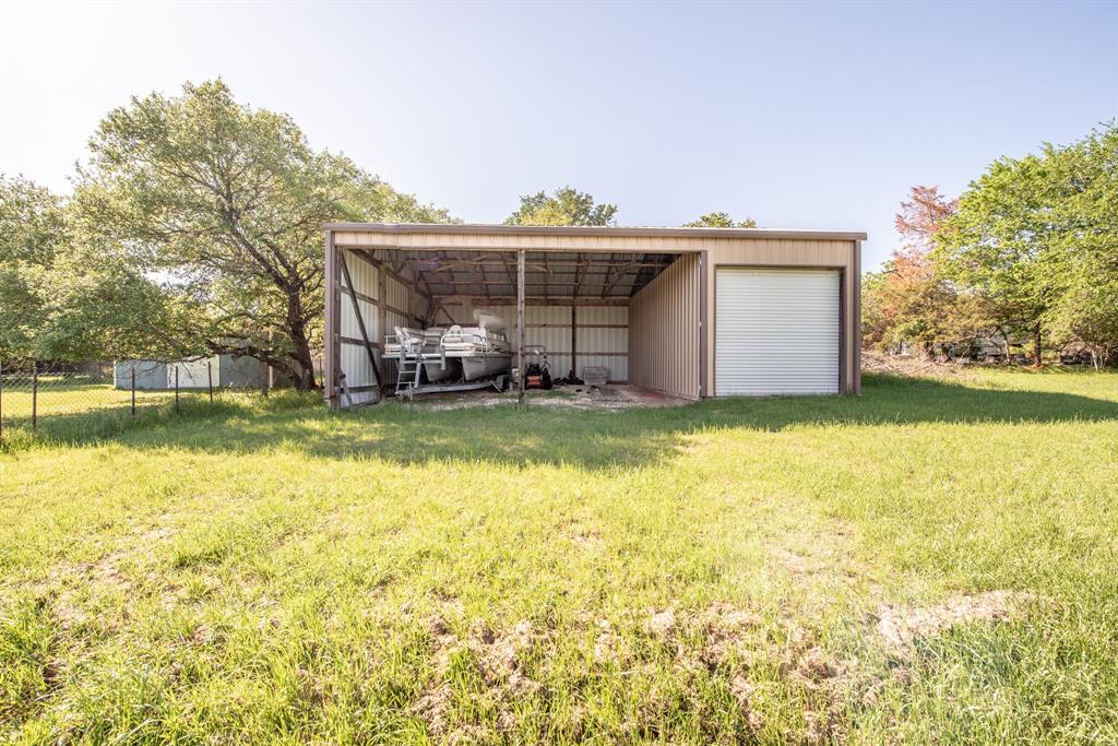 102 Windwood Circle, Somerville, Texas image 3