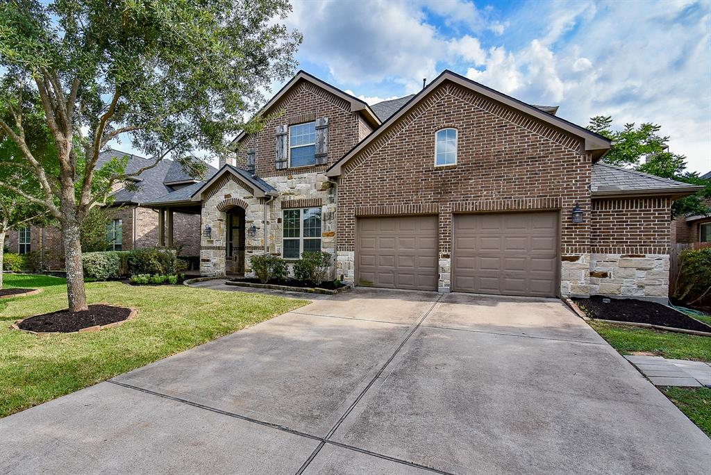 7906 Lake Commons Drive