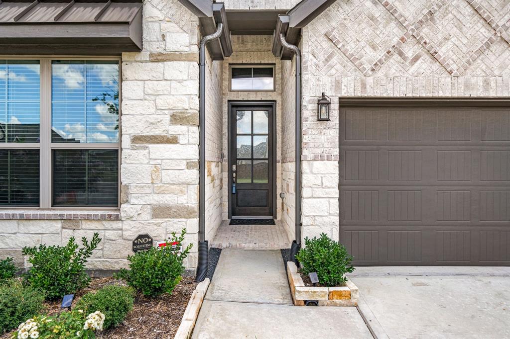 5007 Country Meadows Trail