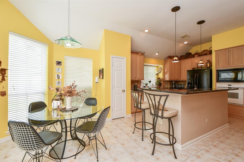 1211 Magnolia Woods Court, Sugar Land, Texas image 16