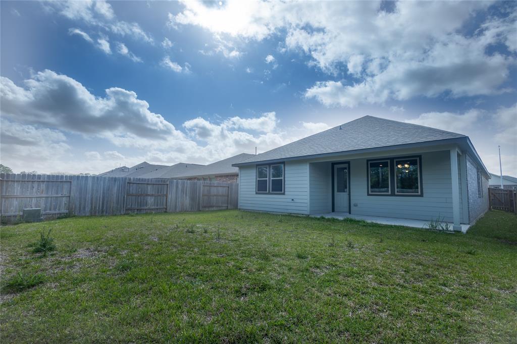 13123 Moorlands Hills Drive, Humble, Texas image 18