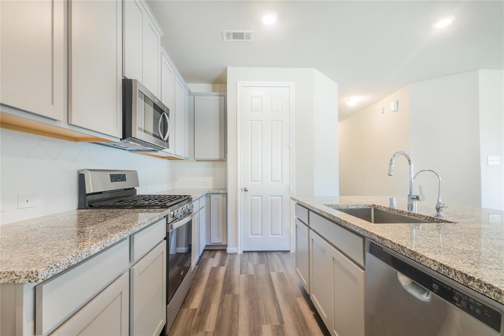 13123 Moorlands Hills Drive, Humble, Texas image 7