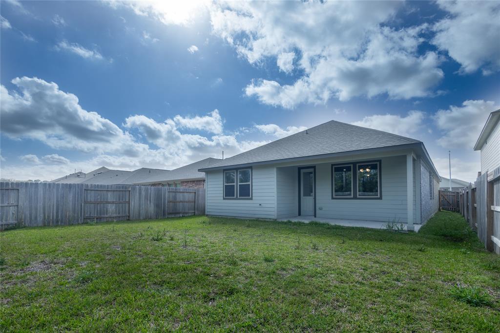 13123 Moorlands Hills Drive, Humble, Texas image 17