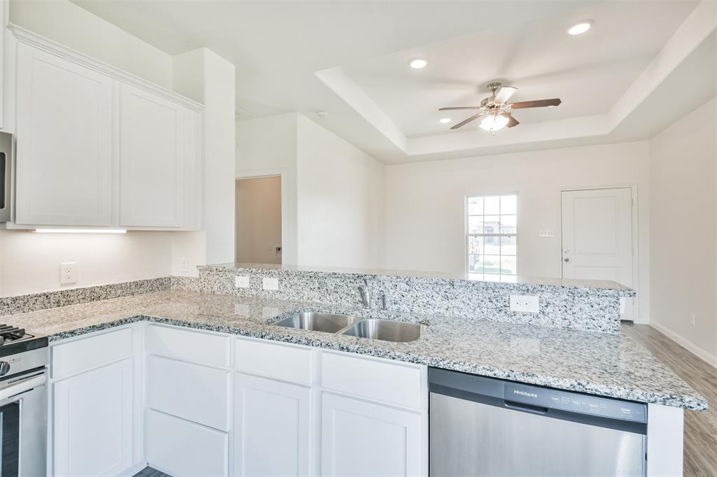 Cleveland, Texas 77327, United States, 3 Bedrooms Bedrooms, ,2 BathroomsBathrooms,Residential,Active,5107