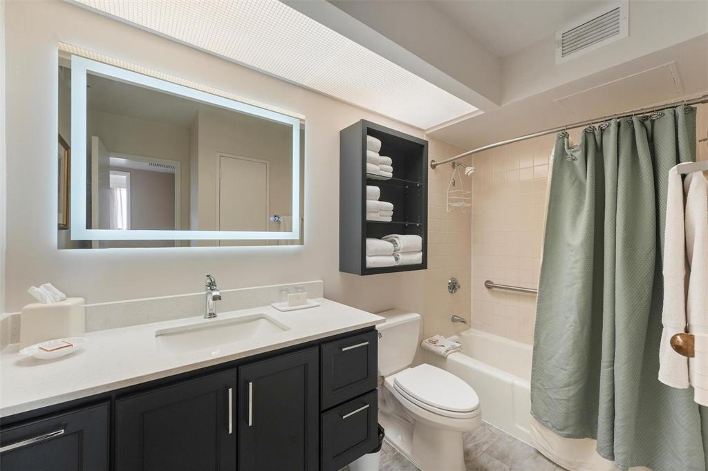 5220 Seawall Boulevard #1535D, Galveston, Texas image 11