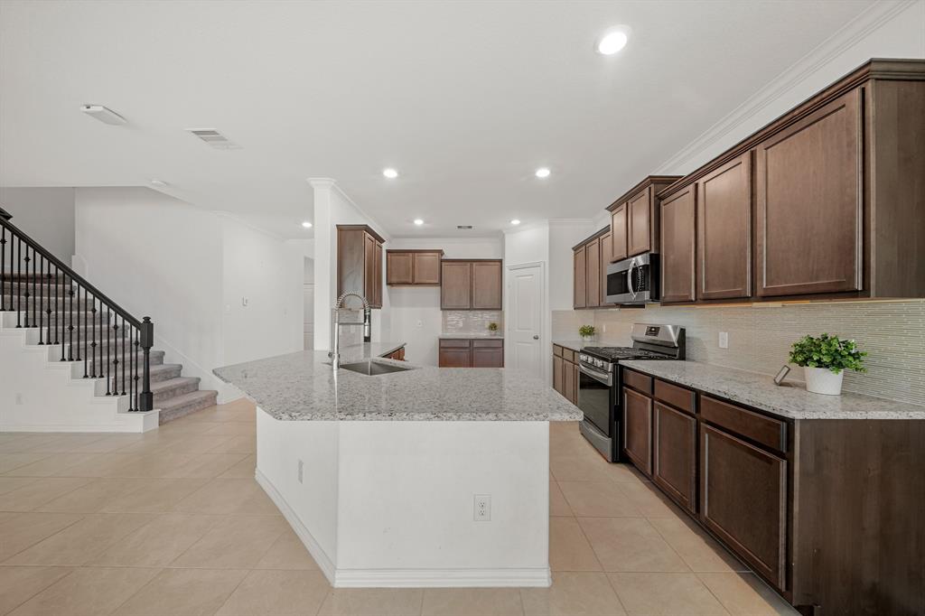 1706 Country Air Lane, Missouri City, Texas image 13