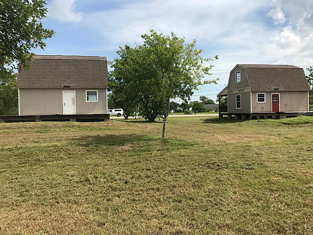 24 E Bayshore Drive, San Leon, Texas image 2