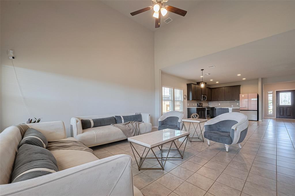 108 Solana Point Drive, Katy, Texas image 11