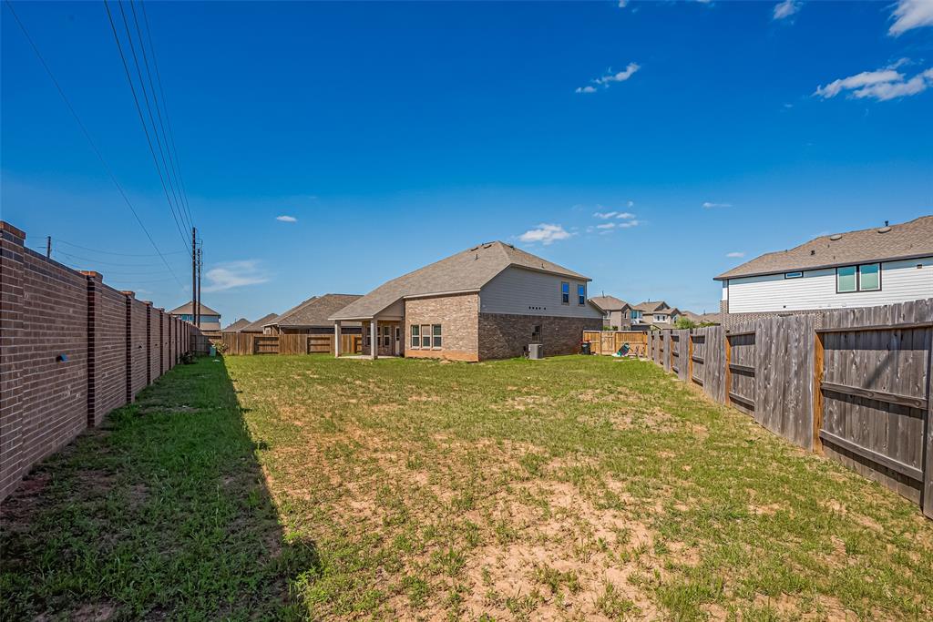 108 Solana Point Drive, Katy, Texas image 30