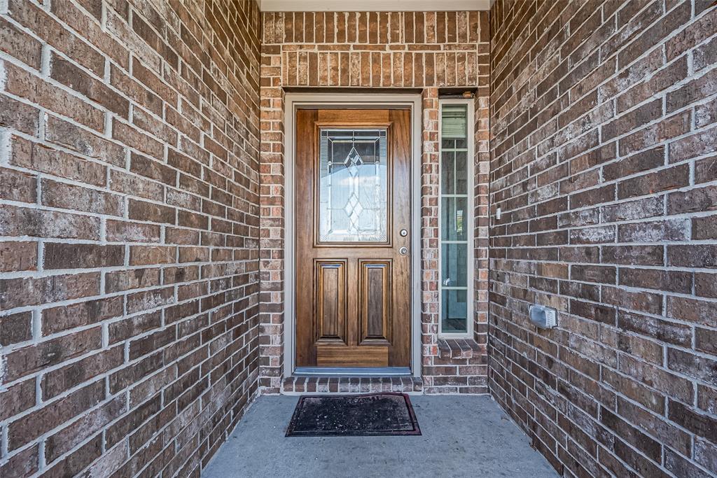 108 Solana Point Drive, Katy, Texas image 2