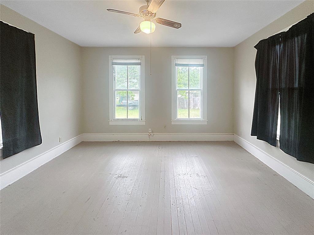 307 N Pecan St, Moulton, Texas image 7
