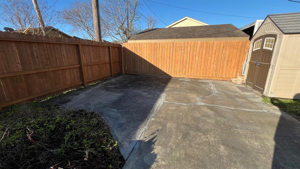 4701 Avenue N 1/2, Galveston, Texas image 35