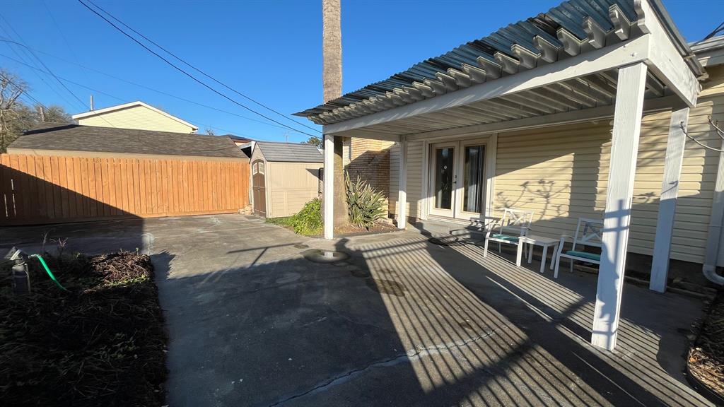4701 Avenue N 1/2, Galveston, Texas image 32