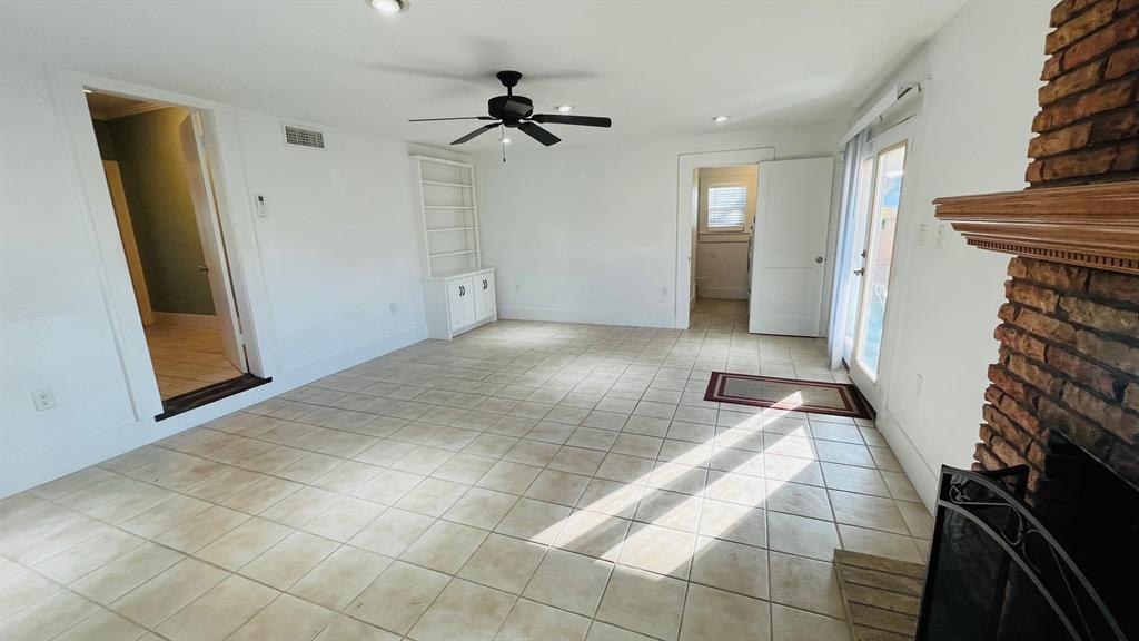 4701 Avenue N 1/2, Galveston, Texas image 26