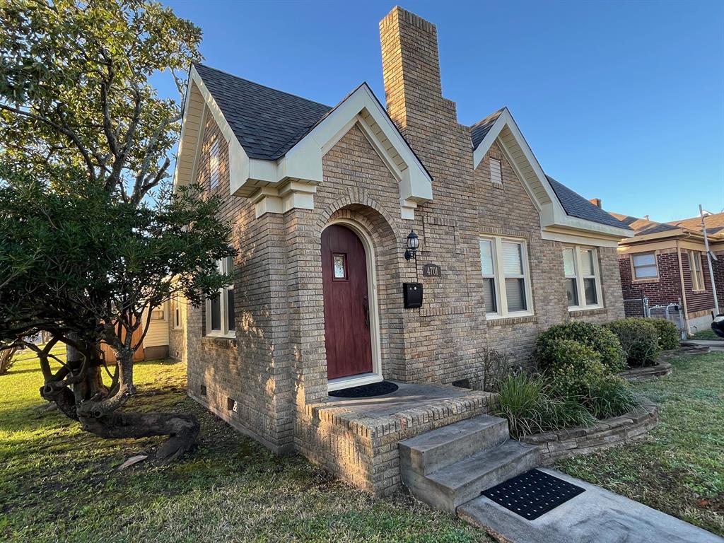 4701 Avenue N 1/2, Galveston, Texas image 1