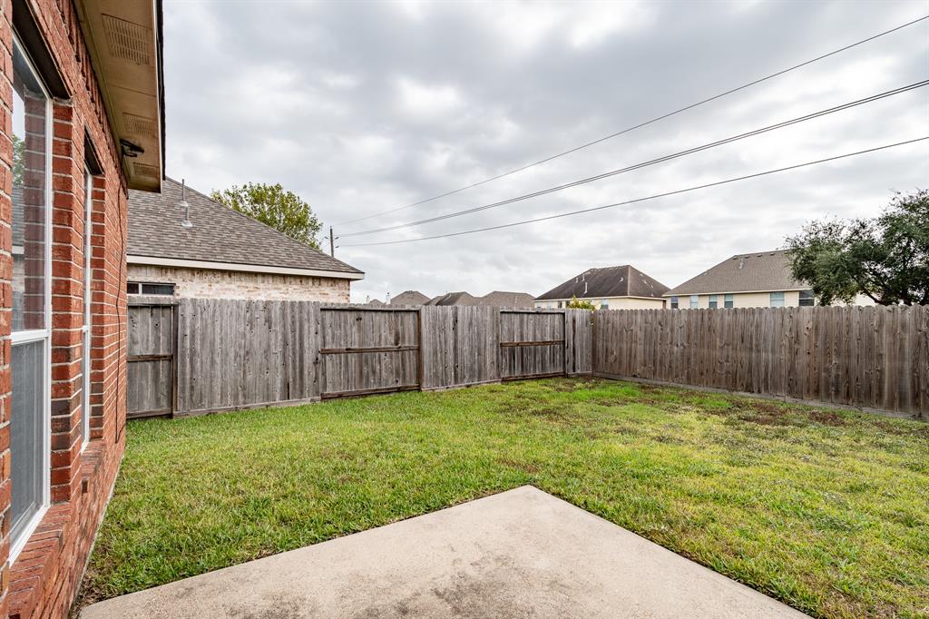 5002 Wimberly Lane, Baytown, Texas image 43