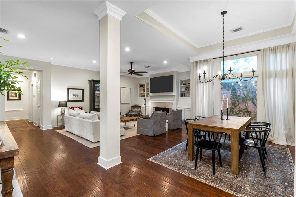 7 Heartleaf Court, The Woodlands, Texas image 8