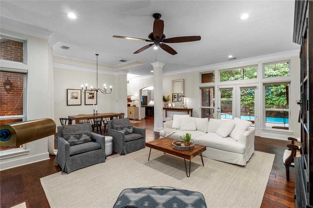 7 Heartleaf Court, The Woodlands, Texas image 11