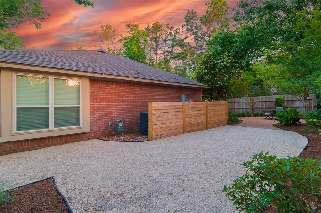 7 Heartleaf Court, The Woodlands, Texas image 28
