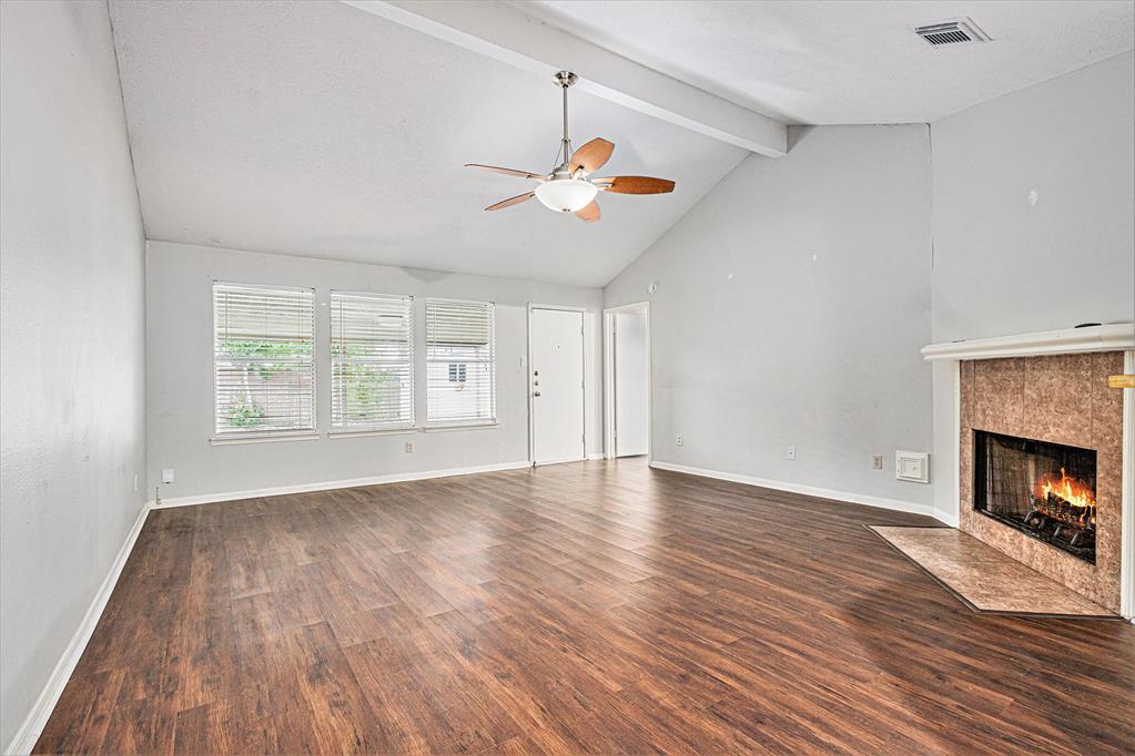 16003 Surrey Woods Drive, Friendswood, Texas image 6