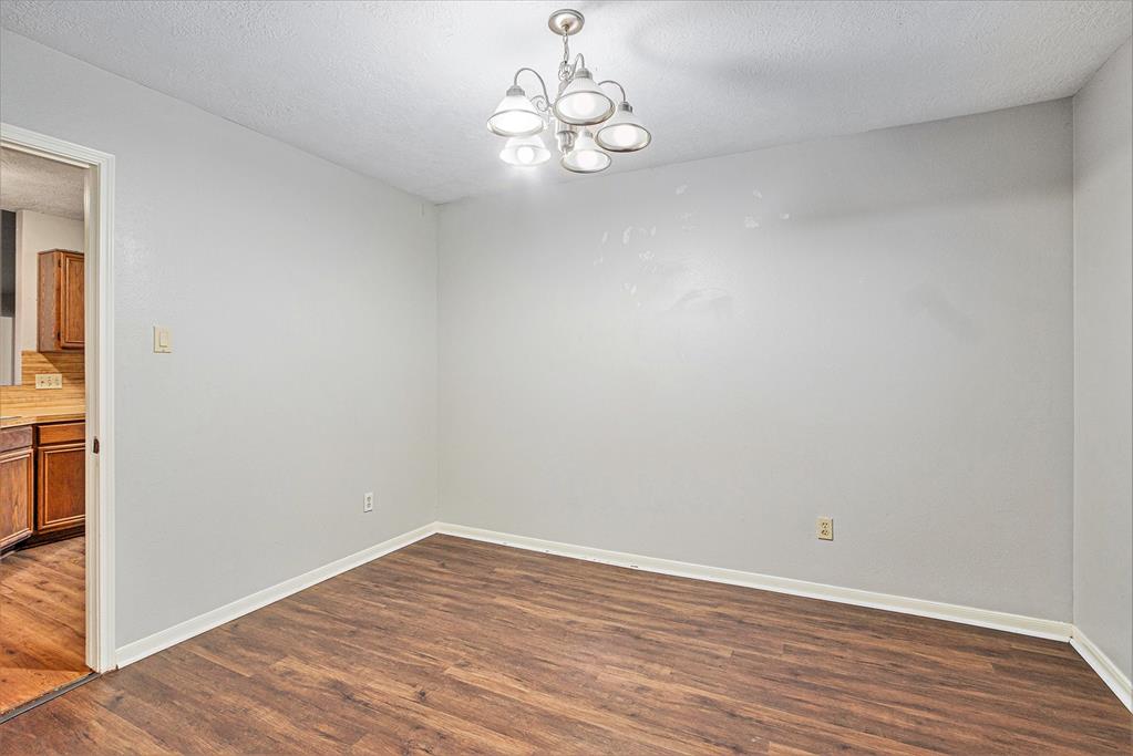 16003 Surrey Woods Drive, Friendswood, Texas image 14