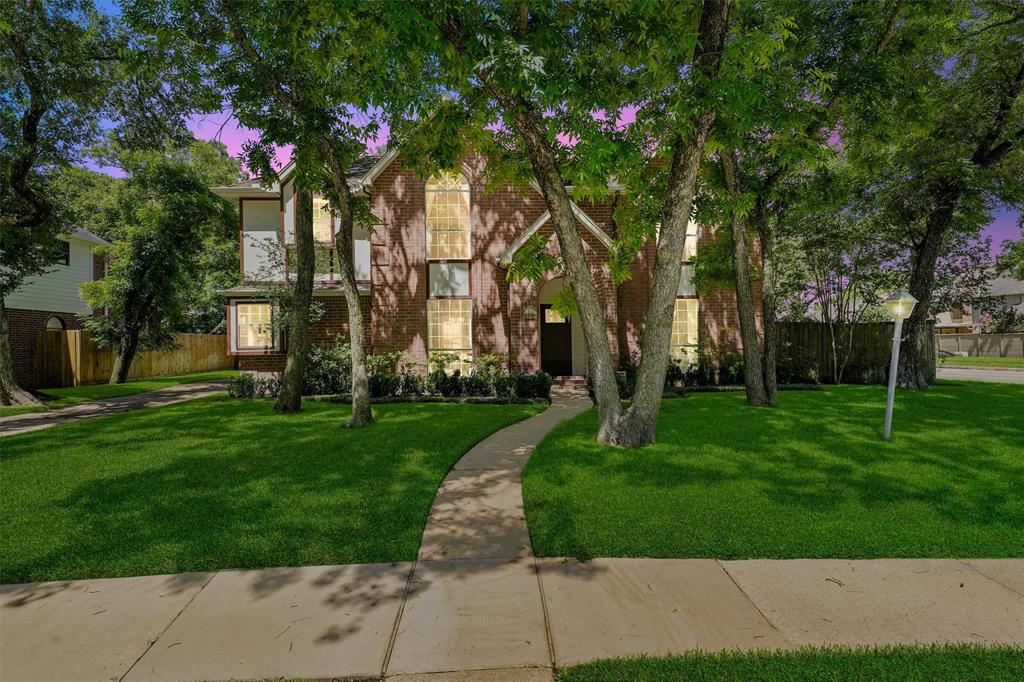 1017 Oak Knoll Court, Sugar Land, Texas image 31