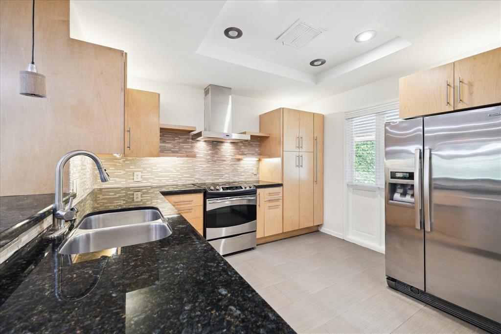 6549 Bayou Glen Road, Houston, Texas image 6