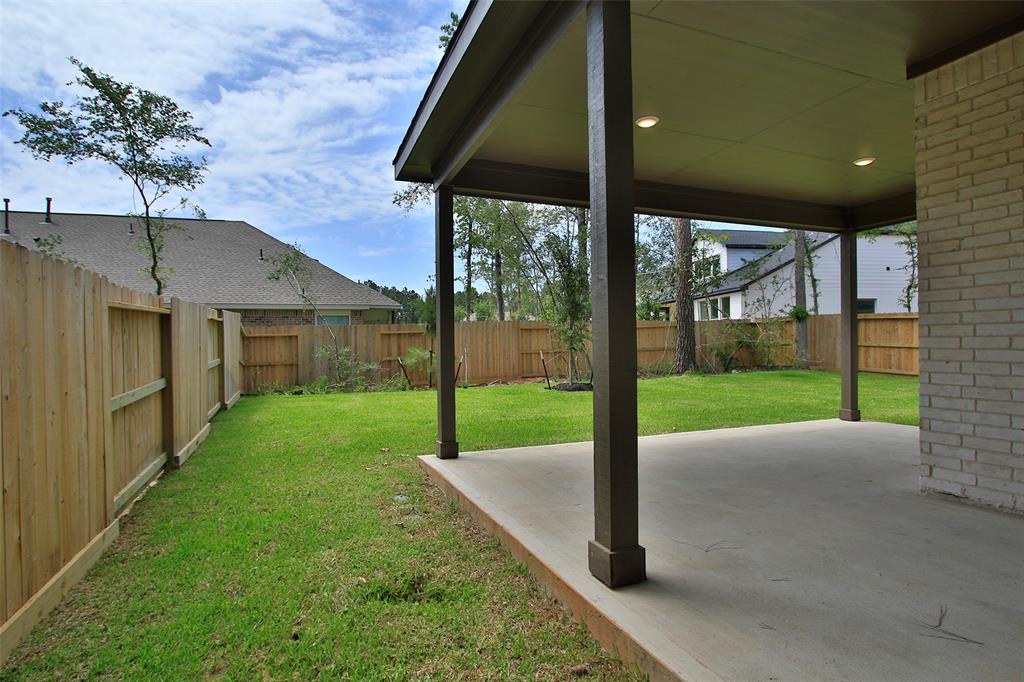 111 Mockingbird Trails Drive, Willis, Texas image 36