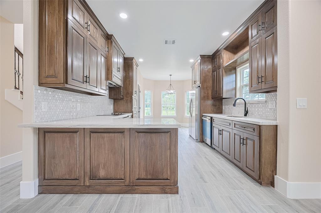 12106 Lantern Lane Ln, Pinehurst, Texas image 10