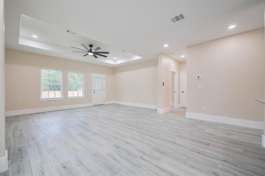 12106 Lantern Lane Ln, Pinehurst, Texas image 7