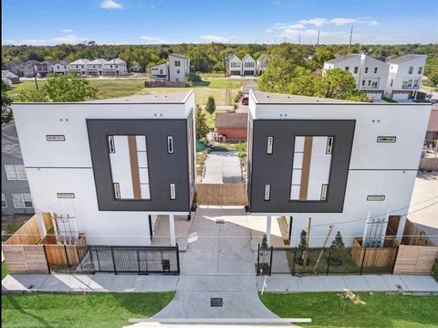 Photo of 3620 Lehall Street, Houston, TX 77021 (MLS # 39165079)