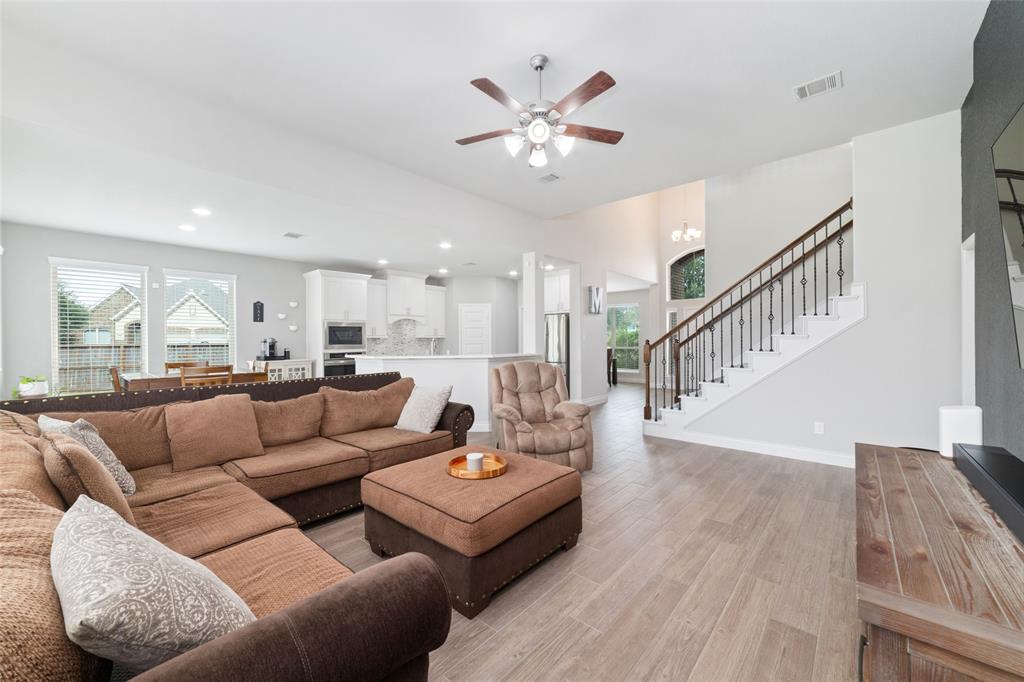 13808 Granite Manor Lane, Pearland, Texas image 11