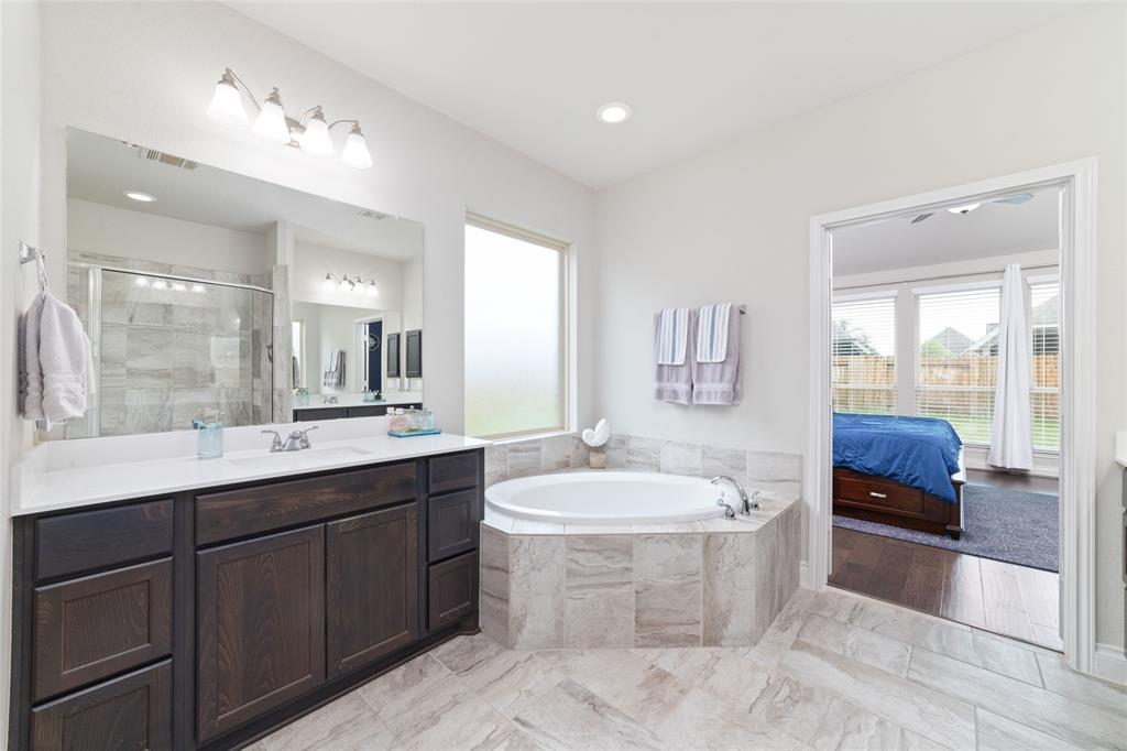 13808 Granite Manor Lane, Pearland, Texas image 22
