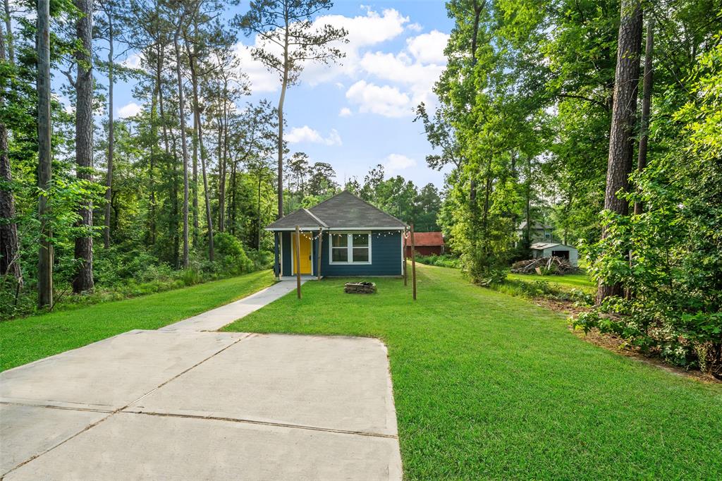 15229 Travis Lane