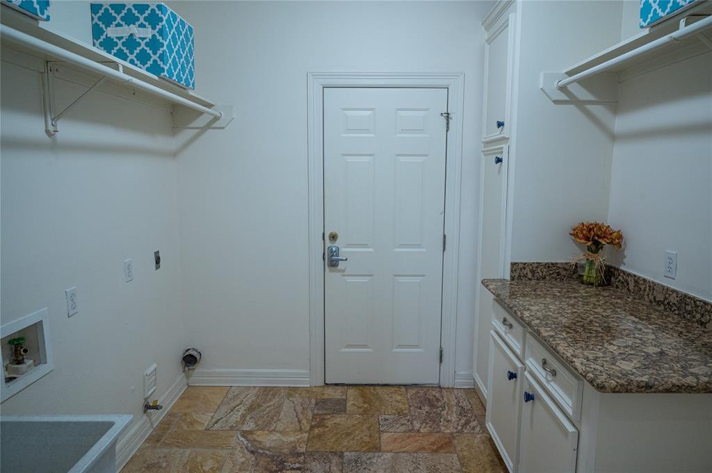 2626 Blue Lake Drive, Magnolia, Texas image 23