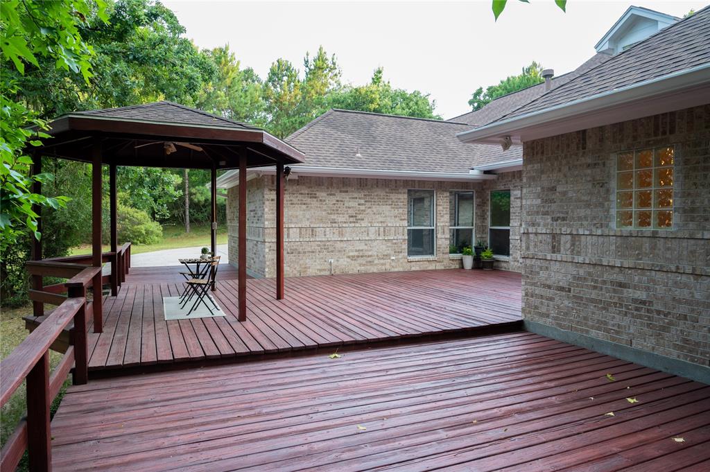 2626 Blue Lake Drive, Magnolia, Texas image 28