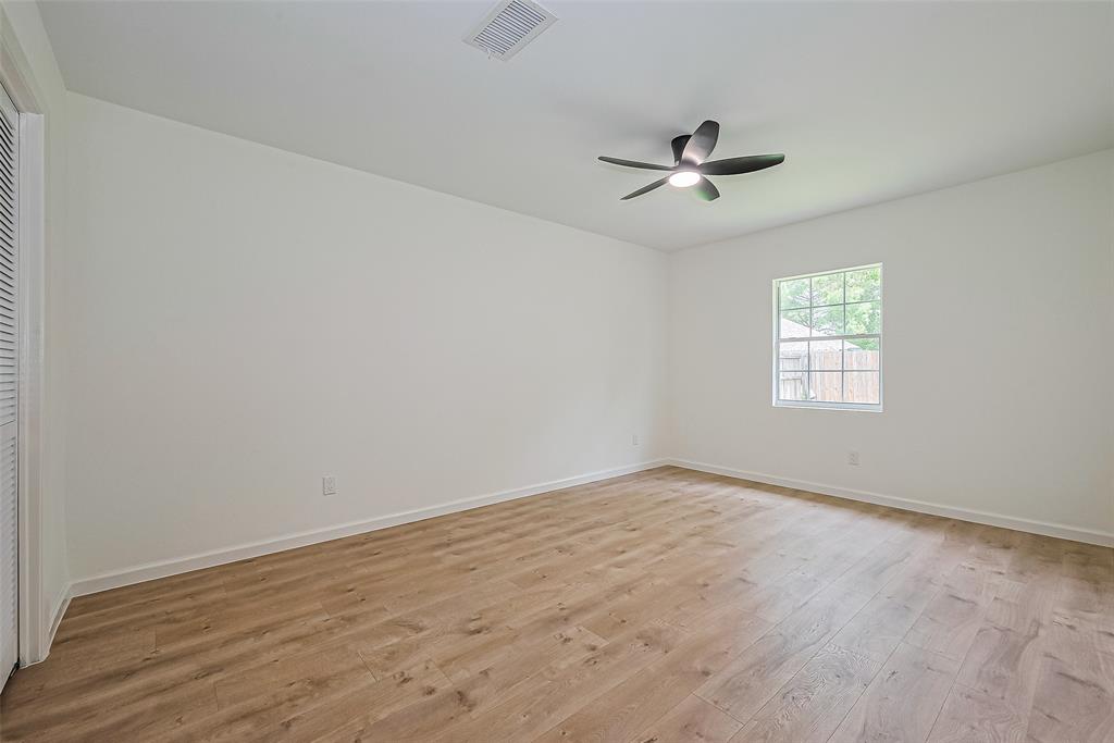 14151 Clover Point Drive, Sugar Land, Texas image 20