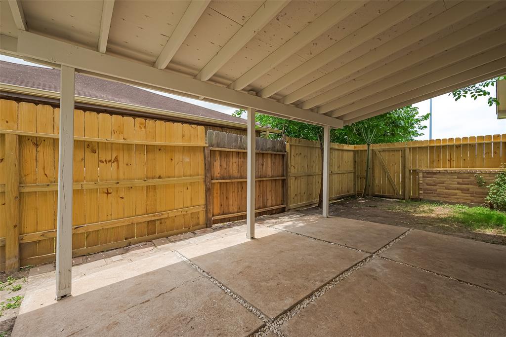 14151 Clover Point Drive, Sugar Land, Texas image 27