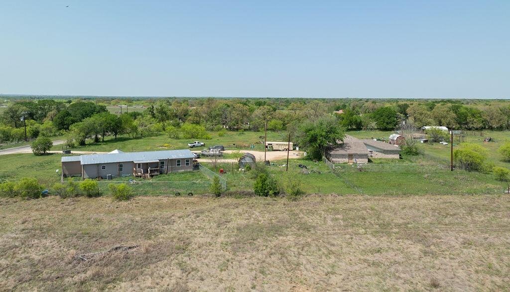 6016 W Lake Creek Road, Riesel, Texas image 15